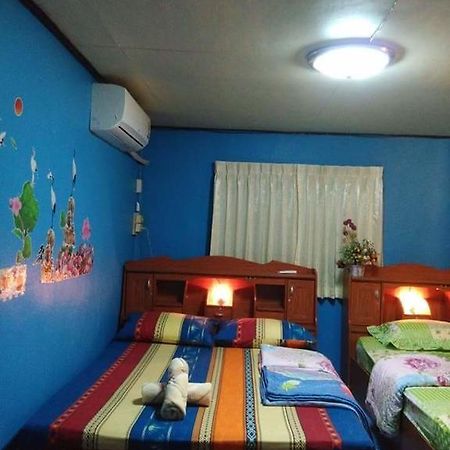 Patchaya Guesthouse Амфава Екстериор снимка