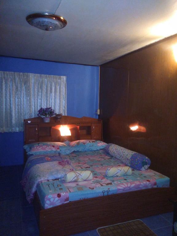 Patchaya Guesthouse Амфава Екстериор снимка