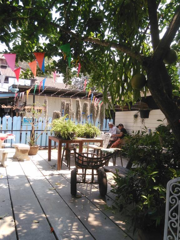Patchaya Guesthouse Амфава Екстериор снимка