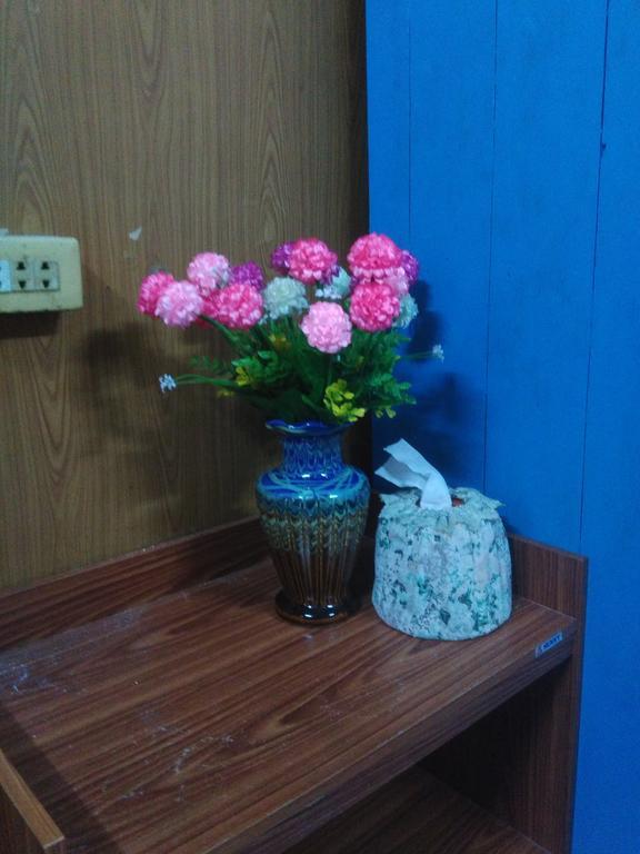 Patchaya Guesthouse Амфава Екстериор снимка
